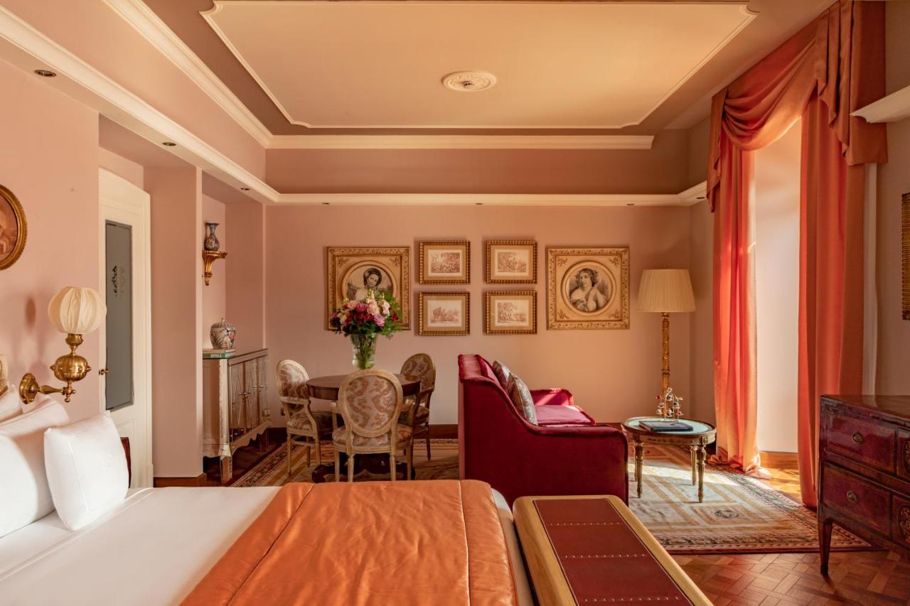 Junior Suite with Balcony